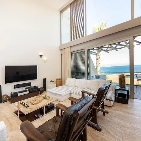 Marvelous With Private Pool And Private Beach In