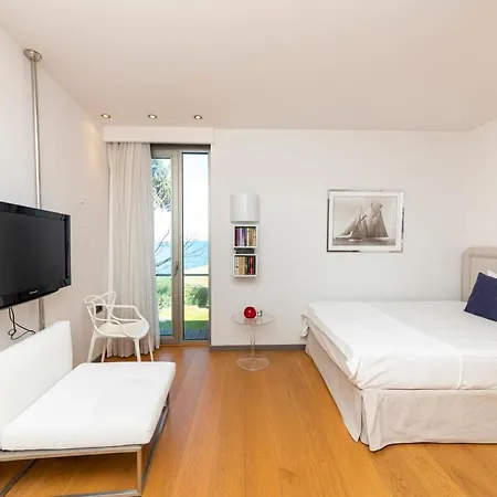 Villa Marvelous With Private Pool And Private Beach In